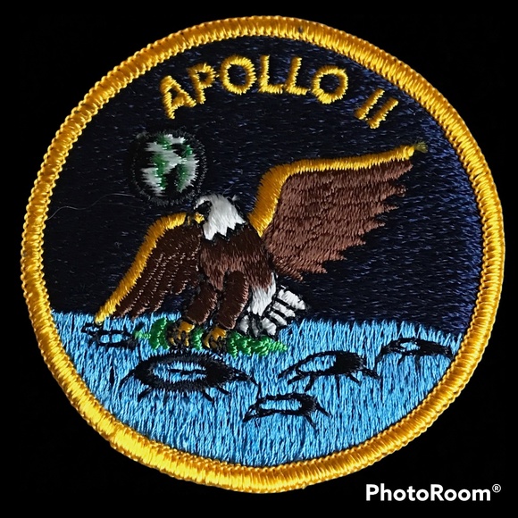 Original Vintage 1969 Apollo 11 Mission Patch - New - Picture 1 of 7